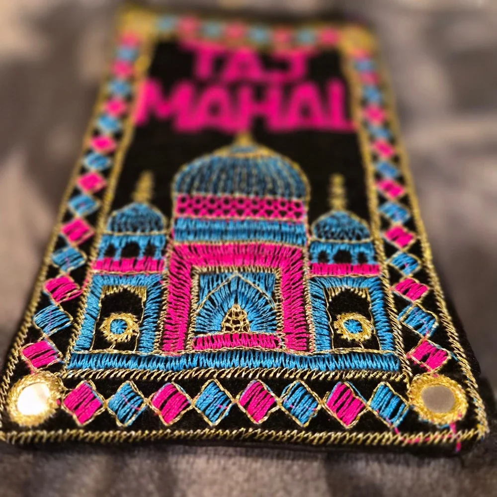 N/A handcrafted travel